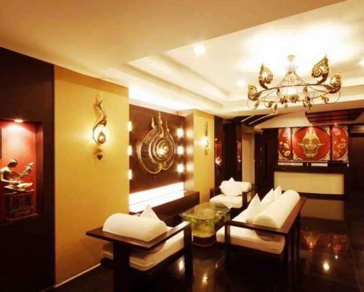 Mirth Sathorn Hotel Banguecoque Exterior foto